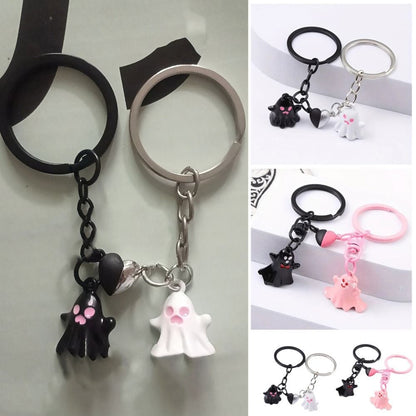 Unique Bag Hanging Halloween Ghost Keychain Cute Couple Magnetic Ghost Pendant Lovers Ornaments Key Rings Key Decoration